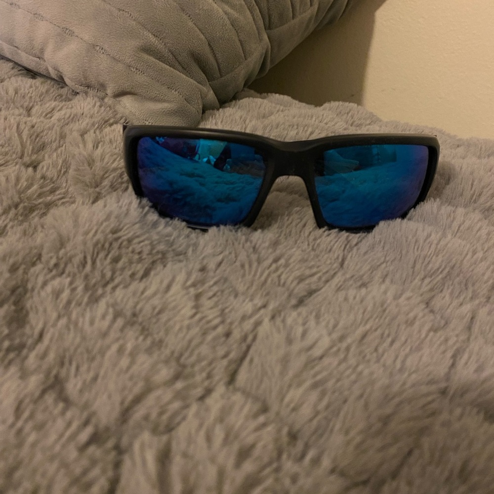 Costa sunglasses brand new, polarized & no scratches